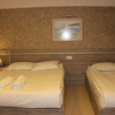 Tavsanli 3*