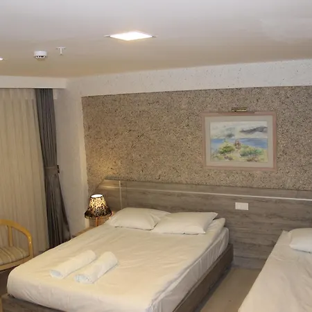 Tavsanli Hotel 3*