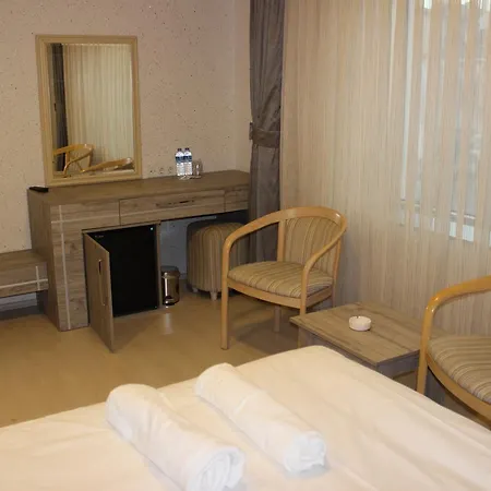 Hotel Tavsanli 3*