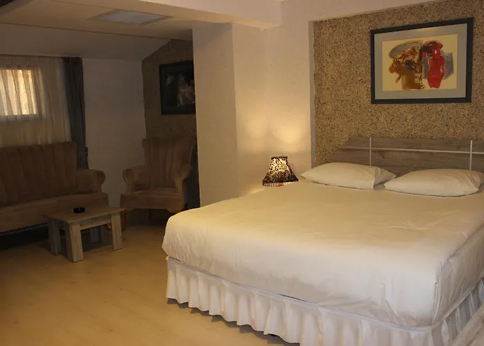 Tavsanli Hotel Kütahya